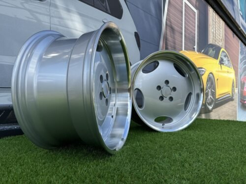 Larzon Style R18X8.5J 5X112 ET35 66.6 Silver with Diamond cut lip for Mercedes - Benz