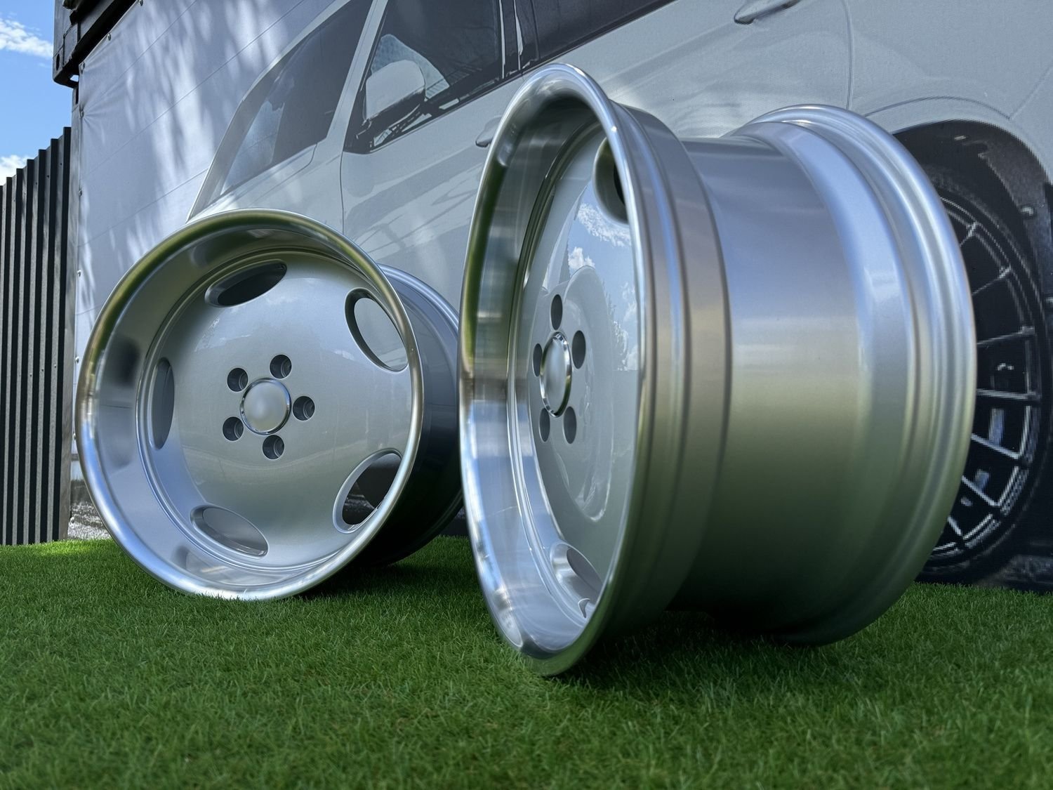 Larzon Style R18X9.5J 5X112 ET35 66.6 Silver with Diamond cut lip for Mercedes - Benz 8