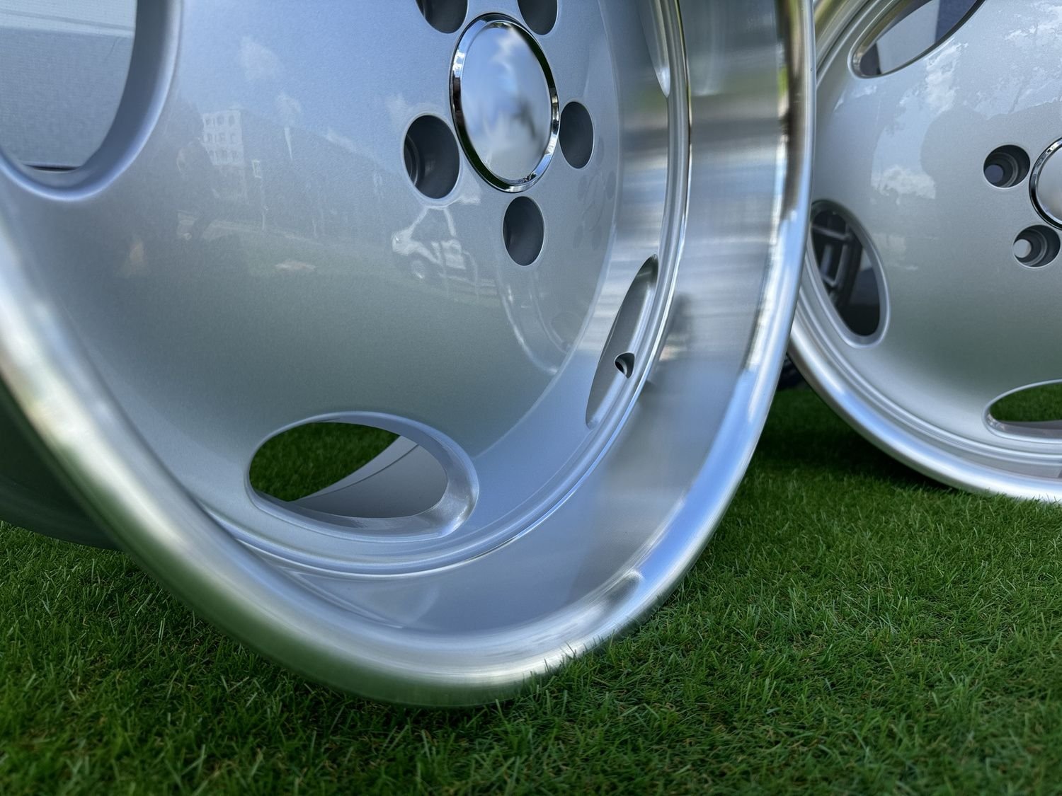 Larzon Style R18X9.5J 5X112 ET35 66.6 Silver with Diamond cut lip for Mercedes - Benz 10