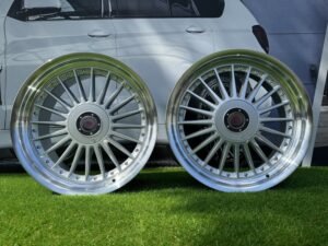 Alpina style with lip 18X10J 4X100/4X108 ET15 73.1 Silver with polished lip for