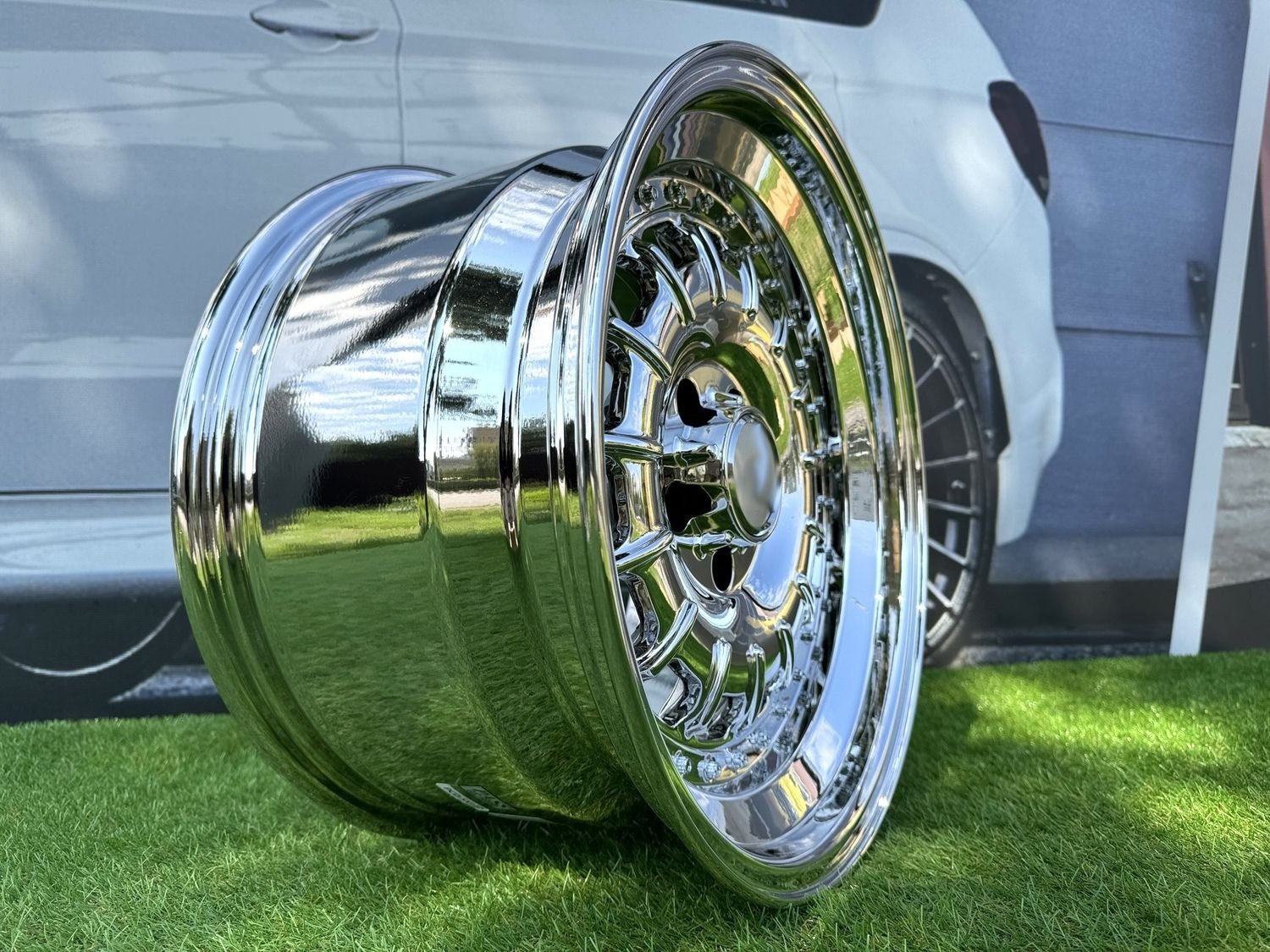 Barock Style R17X9.5J 5X112 ET15 66.56 Chrome for old Mercedes 9