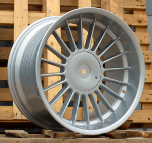 RACINGLINE R18x8.5 10X112/120 ET 13 74.1 8332F Silver (SI) For  (Z5) (Style Alpina (Rear+Front)