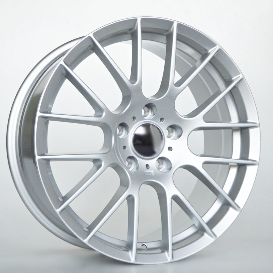 Performance Wheels Santo 8X18 5X120 ET38 72,6 Silver